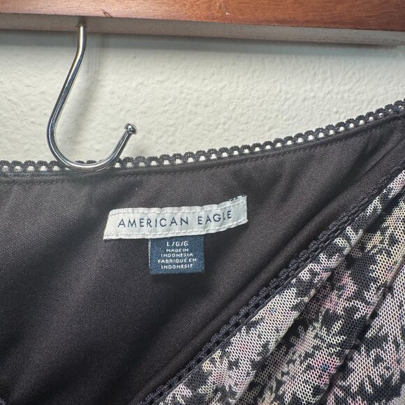 American Eagle Floral Black, White, and Pink Maxi Skirt with Scalloped Detail - Picture 10 of 10